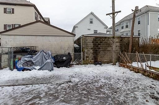 5th image of 285 Earle St