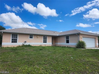 1055 Peach St, Lehigh Acres, FL, 33936