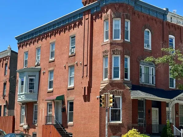 500 N 34th St, Philadelphia, PA 19104