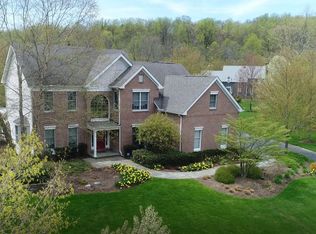 4 Farrow Ln, Asbury, NJ 08802