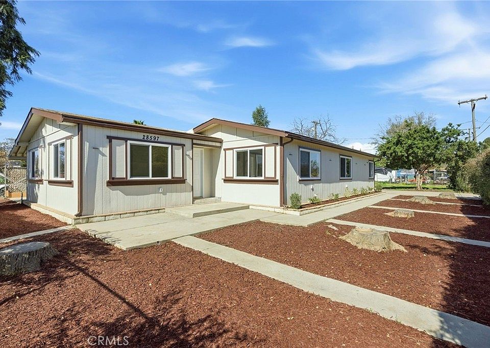 1st image of 28597 Whittier Ave
