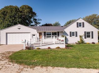 10242 30th Hwy SW, Hayfield, MN 55940