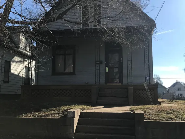 808 S Greenlawn Ave, Peoria, IL 61605