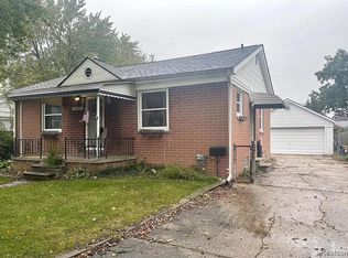 26090 Delton St, Madison Heights, MI