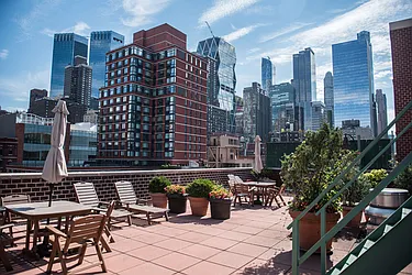 Sold by Luminous Realty