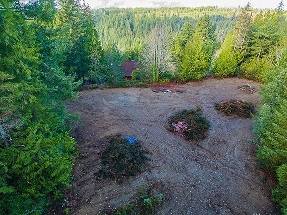 2nd image of 3998 & 4014 Christine Ln NW