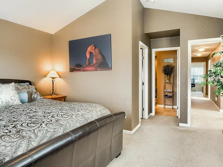 1751 S Buchanan Cir — Photo 15
