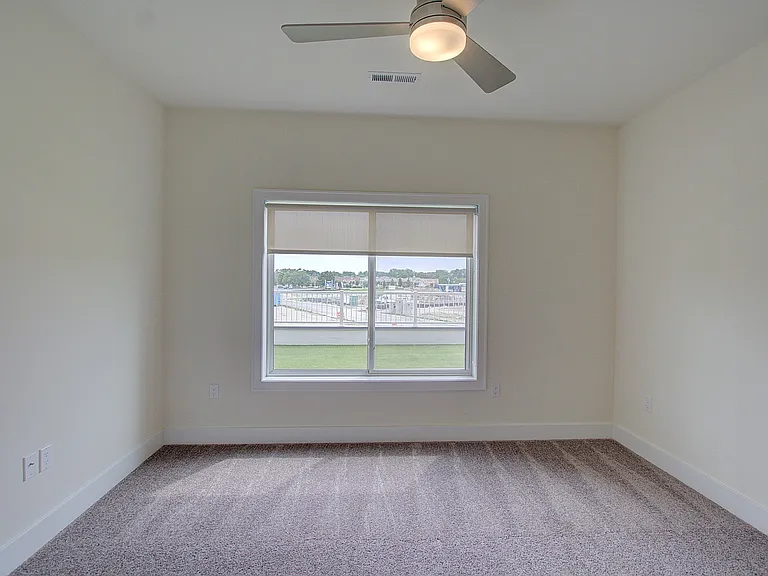The View at Towne Center — Photo 64