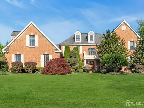 14 Sparrow Dr, Princeton Junction, NJ 08550