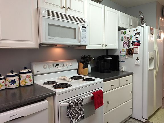 3rd image of 1605 Sharon Dr NW