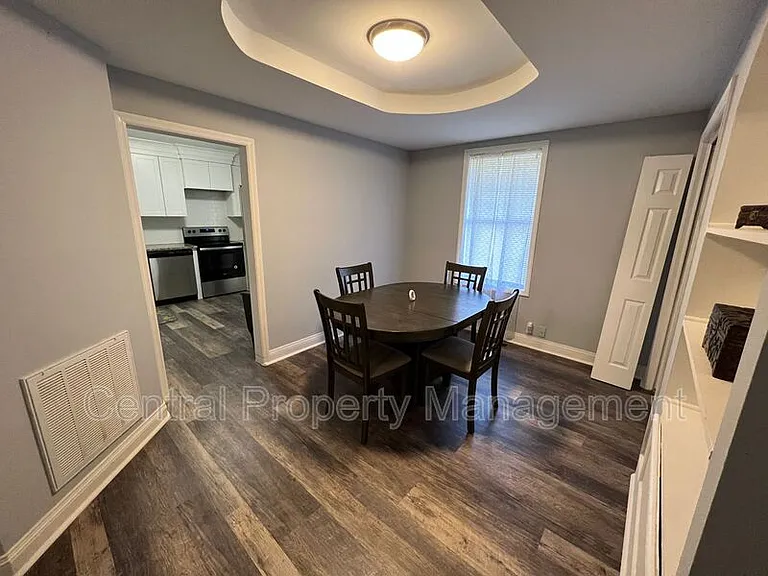 221 Church St — Photo 6