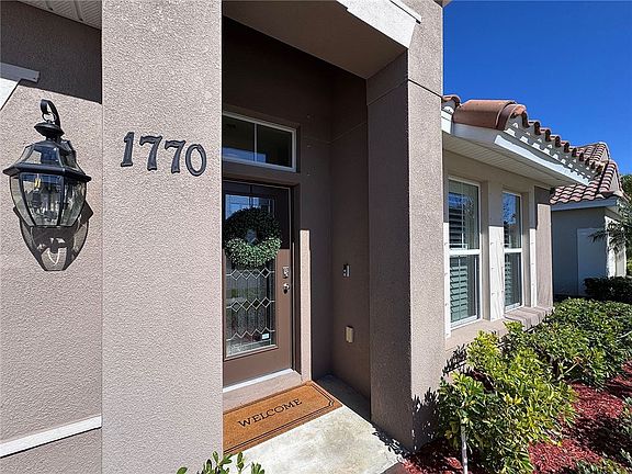 3rd image of 1770 Berkshire Cir SW