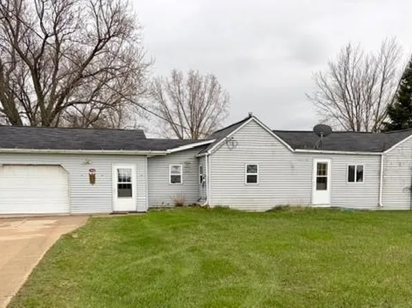 1300 Pitt Rd, Bad Axe, MI 48413