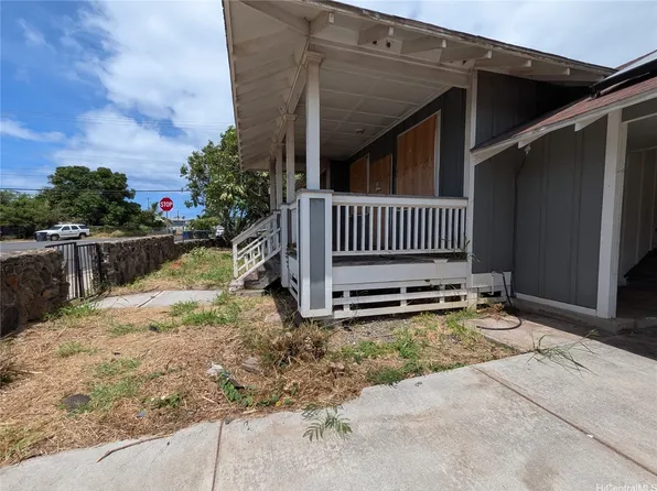 87-206 Halemaluhia Pl, Waianae, HI 96792