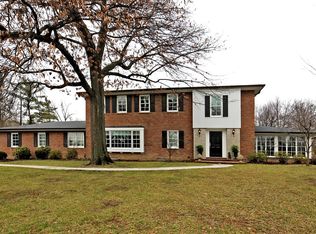 65 Briarcliff, Saint Louis, MO 63124