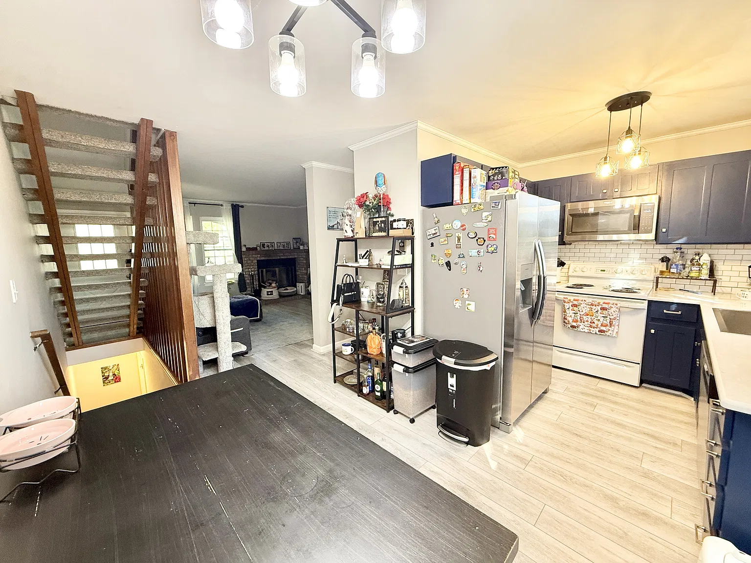 3200 Azalea Dr — Photo 2