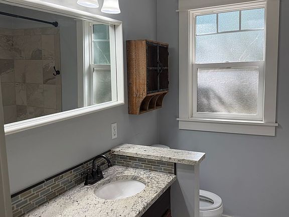 5th image of 1609 Autry Way
