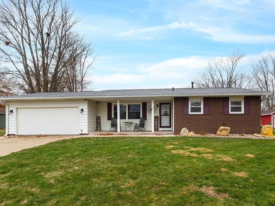 1st image of 121 Park Lane Cir