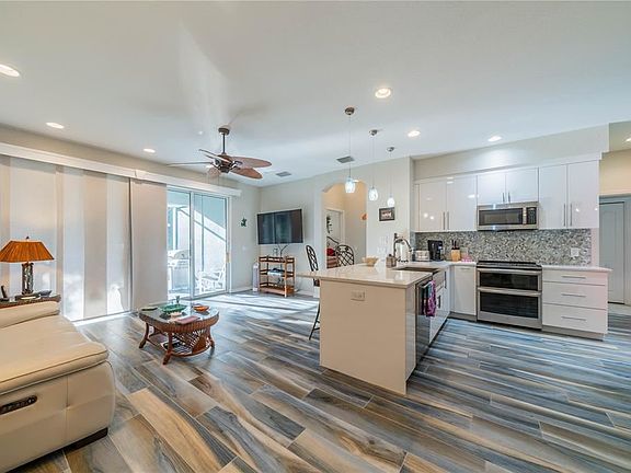 4th image of 1928 Sifield Greens Way #44