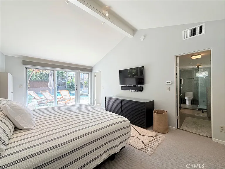 2490 Monaco Dr — Photo 12