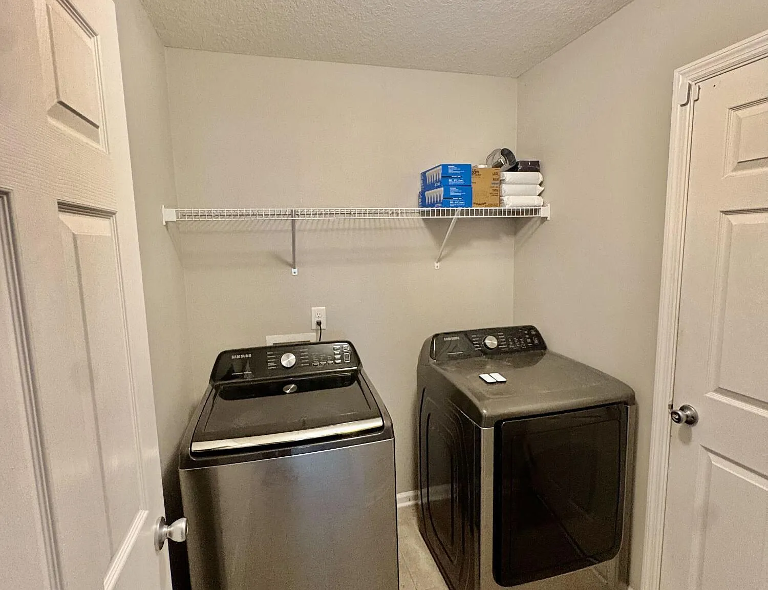 3 bed, 2.0 bath, 1644 sqft, $1,875 — Photo 3