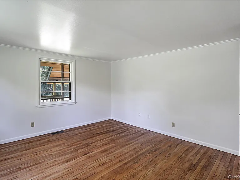 222 Bog Hollow Rd — Photo 24