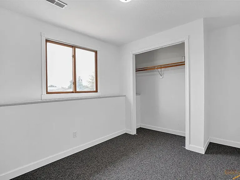 1711 Plateau Ln — Photo 10