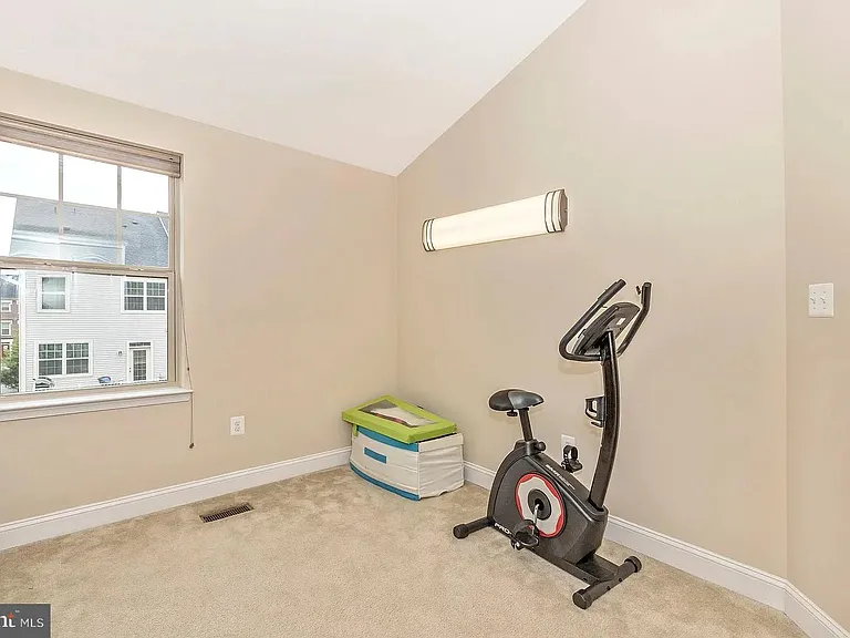 11882 Country Squire Way — Photo 28
