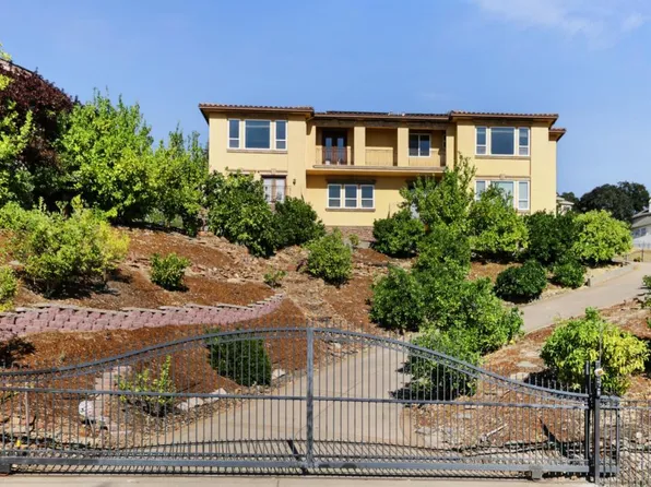 521 Montridge Way, El Dorado Hills, CA 95762