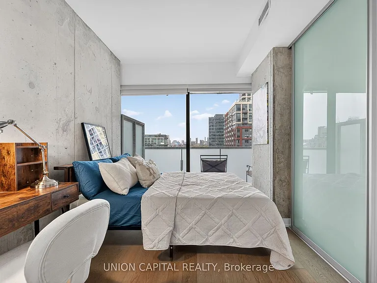 11 Charlotte St #1004 — Photo 14