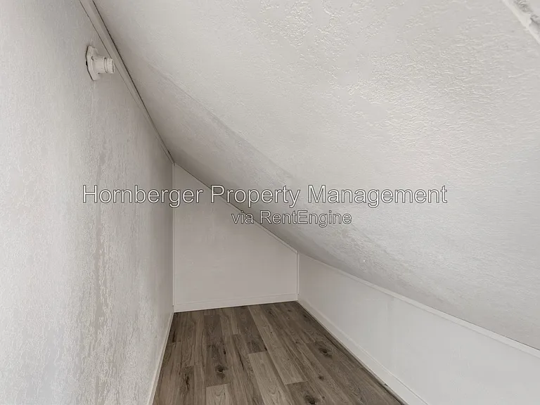 2719 E Columbia Ave — Photo 22