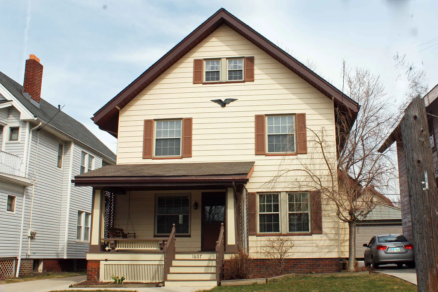 1607 Cordova Ave photo 1