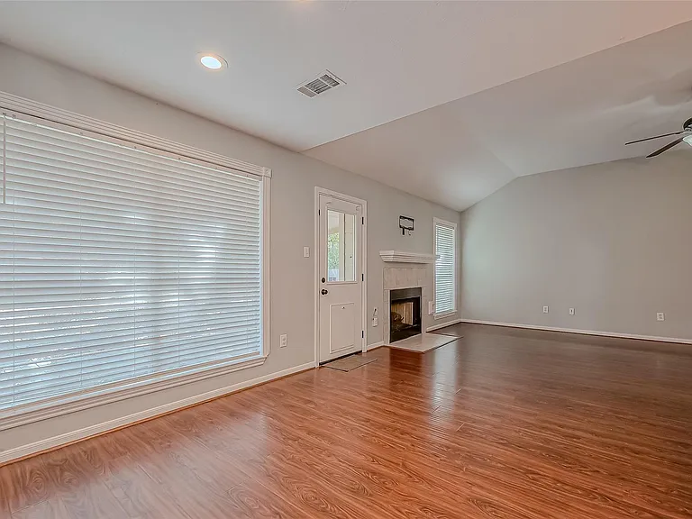7135 Woodland Oaks — Photo 12