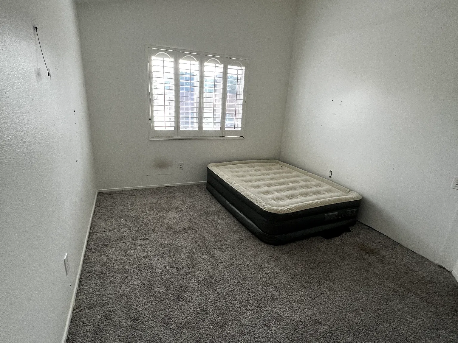 3 bed, 1257 sqft, $850 — Photo 2