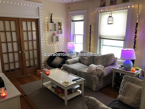 2nd image of 905 Saratoga St #C2b3