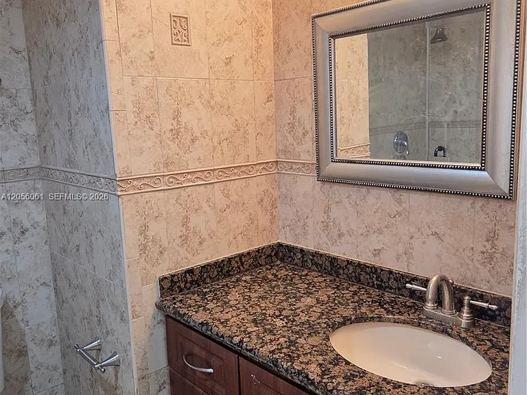 9001 SW 77th Ave #C509 — Photo 13