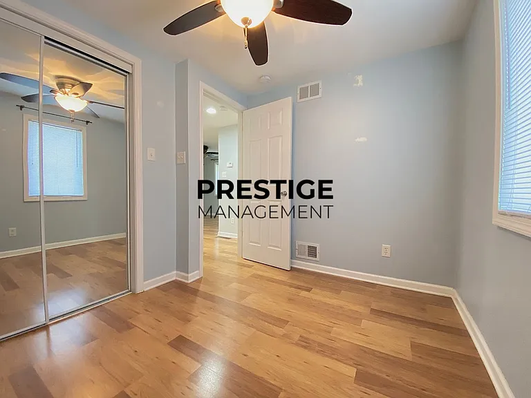 15239 W 91st St — Photo 12