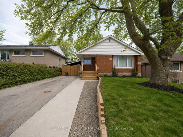 76 Glenview Ave, Cambridge, ON N1R 2W2