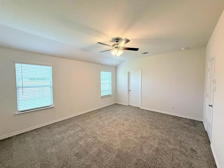 6233 Lassen Ct — Photo 13