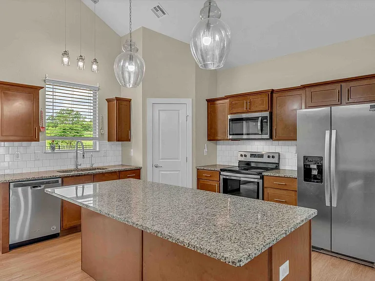 3327 Merced Dr — Photo 8