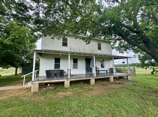 4547 Salmon Rd, Randolph, MS 38864