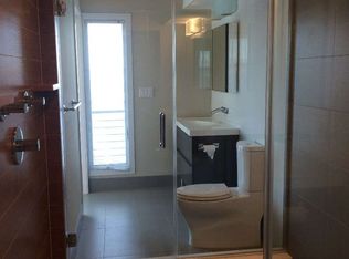 17B Sintsink Dr W, Port Washington, NY 11050