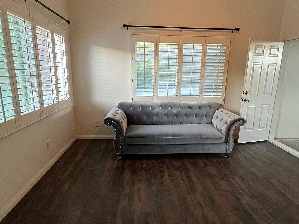 Living room.