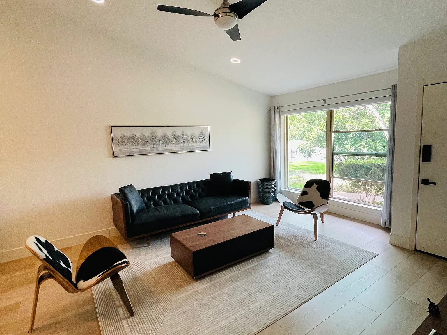 2 bed, 1084 sqft, $2,400 — Photo 4