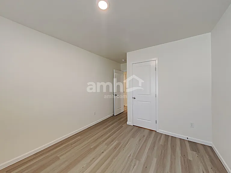 1215 W 17th Ave — Photo 21