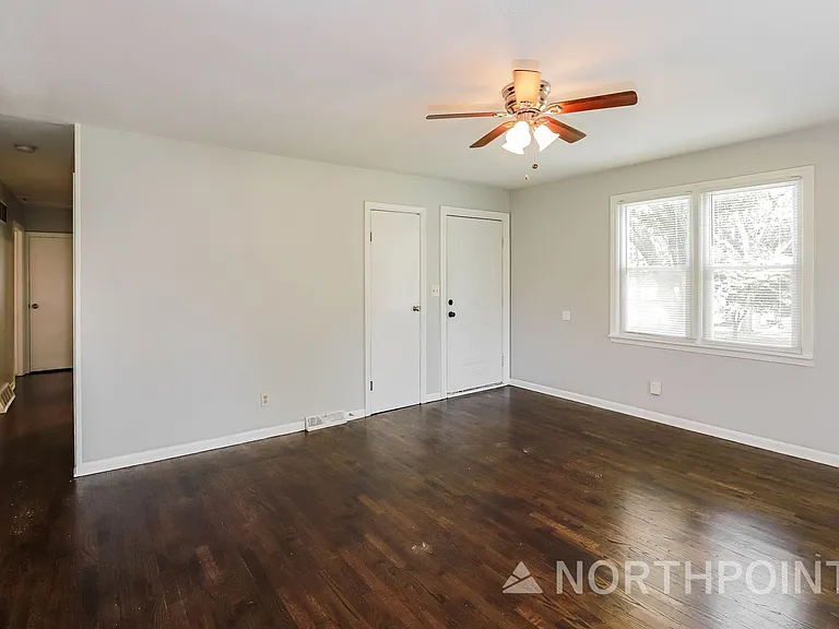 7937 N Jefferson St — Photo 4