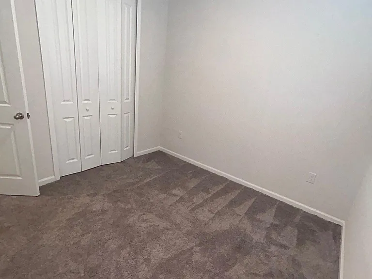 228 Hillcrest Dr — Photo 5