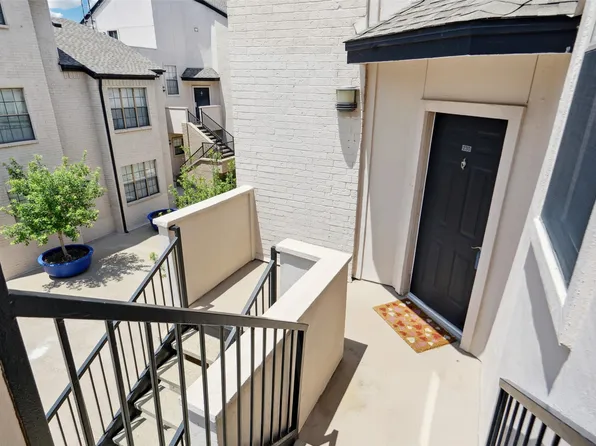 3901 Travis St APT 230, Dallas, TX 75204