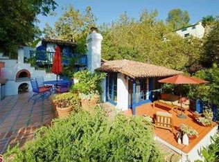 3045 N Beachwood Dr, Los Angeles, CA 90068