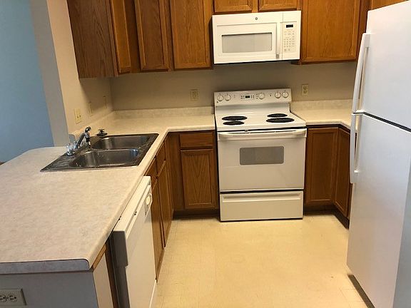 2nd image of 537 Woodduck Dr Unit H